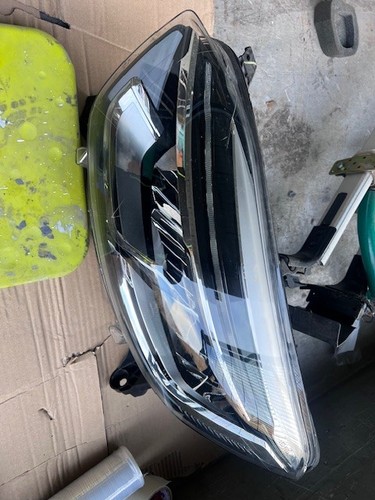 Faro pure led - 2020, renault