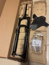 Rock-Shox Yari RC 27,5 170mm Debon-Air 15x110mm MAXLE Boost