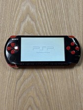 Console Sony PSP-3000 rossa nera ottime condizioni funziona benissimo Giappone
