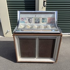 Seeburg Jukebox Stereo Console