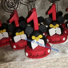 Torta tema topolino in fimo segnaposto per primo compleanno