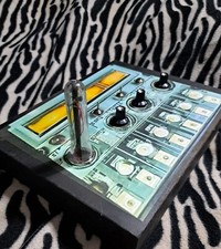 Sintetizzatore ottico theremin