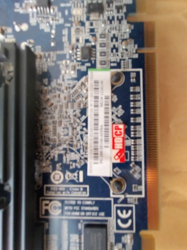 Shapphire radeon 4550 512mb - radeon,