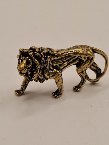Leone ottone decorazione