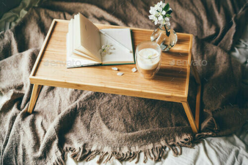 Vassoio letto con gambe - da,