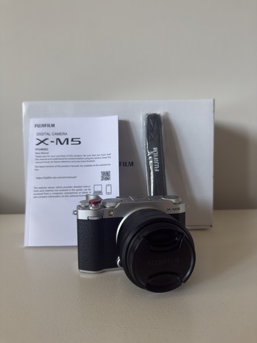 Fujifilm con fotocamera - x-m5,