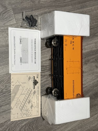 Aristo craft trains reefer car - craft,