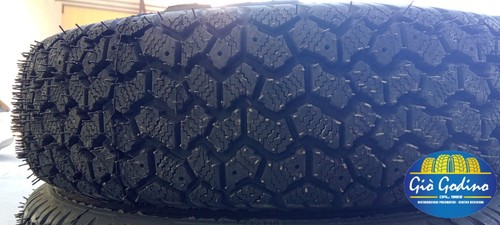 Pneumatico tassellato 4x4 - pneumatico,