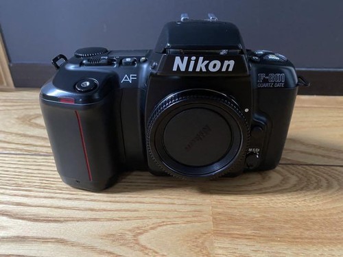 Nikon film camera - film, af