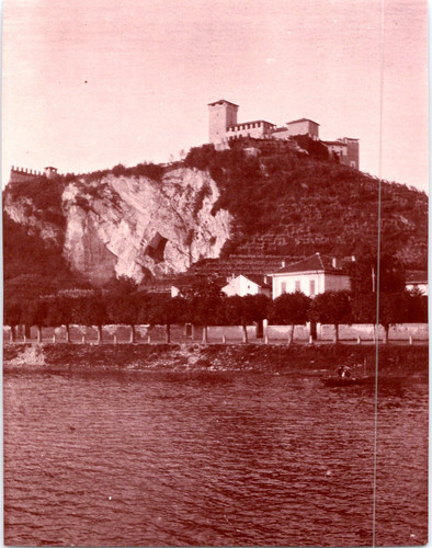 Italie château de - italie,, angera
