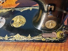 Macchina da cucire Singer antica .Basamento in Ghisa. N° serie S 50462. FUNZIONA