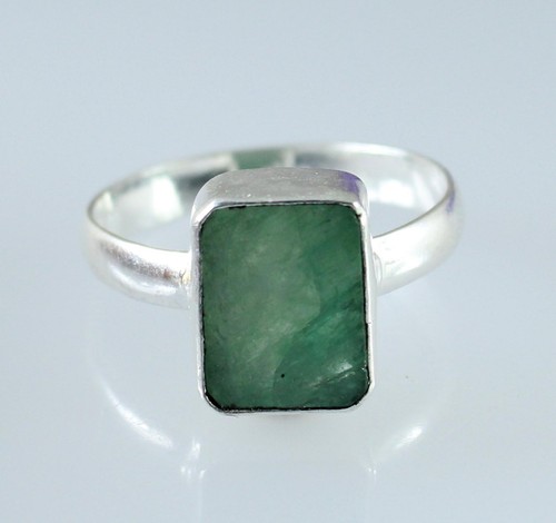 Anello certificato con - , pietra