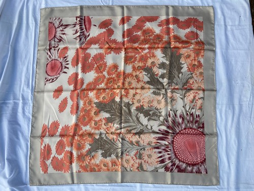 Foulard hermès intitulé - hermès,