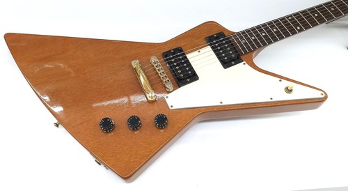 Chitarra elettrica con corpo
