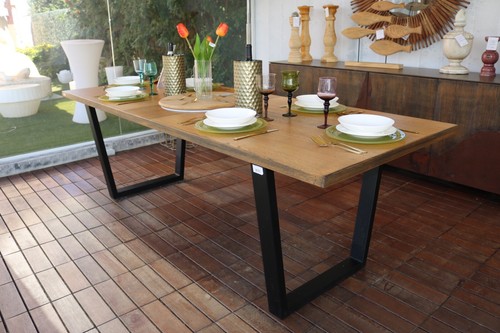 Tavolo legno massello con - in,