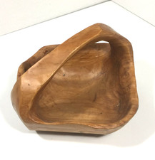 Ciotola vintage intagliata a