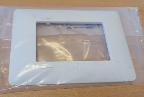 Stock placca bticino matix - stock,