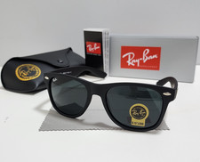 Occhiali da sole Ray-Ban RB2140 Wayfarer Classic lenti grigie montatura nera 50-22 140 50 mm