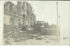 MESSINA - Dopo il terremoto - Militari  tra le macerie - vera fotogra   -aav1246