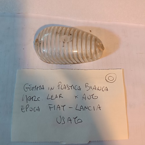 Plastica fanalino anteriore - ,