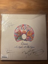 Vinile Queen Autografato Una