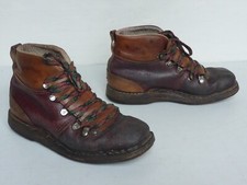 Vecchio scarpe sci - vecchio,
