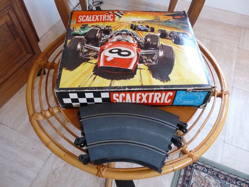 Ancien circuit auto scalextric - ancien,