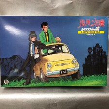 Gunze Sangyo Lupin il Terzo: Castello di Cagliostro Fiat 500 Modellino Kit Scala 1/24