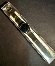 Nuovo raro swatch - &,