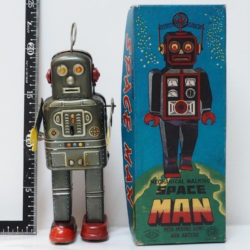 Robot giocattolo latta