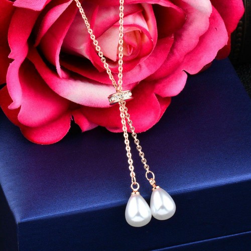 Collier pendentif pampilles - ,