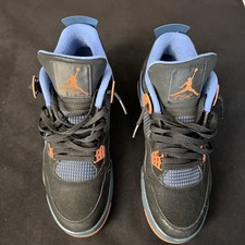 - Air Jordan 4 Retro Cavs