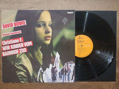 David bowie christiane f - bowie,