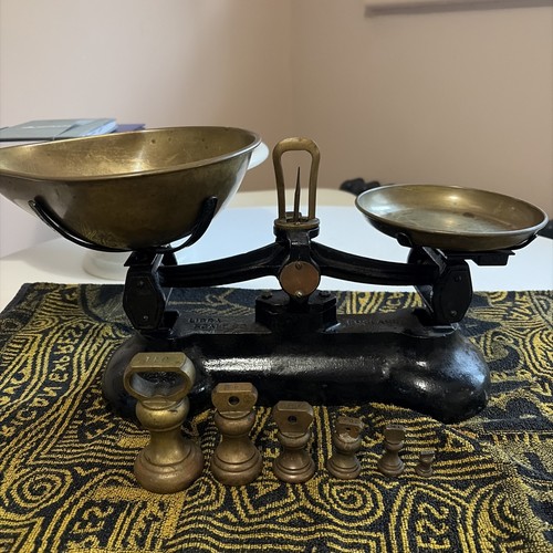 Vintage traditional balance - traditional,