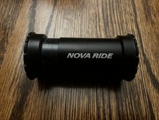 Nova To Ride BB386 Evo Staffa inferiore in ceramica - Mandrino 30 mm - Filetto