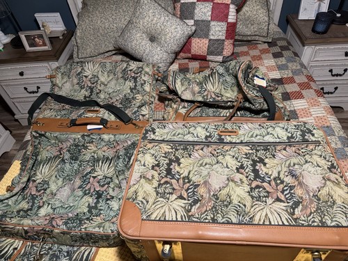 American tourister floral - tourister,
