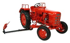 Trattore agricolo Universal