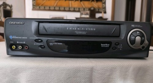 Videoregistratore vhs daewoo - ,