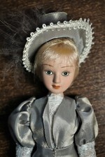 Bambola di porcellana fatta a mano - Dame dell'epoca - Cecily commedia di Oscar Wilde. 