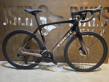 TREK DOMANE SL 6 GEN 4 / DARK