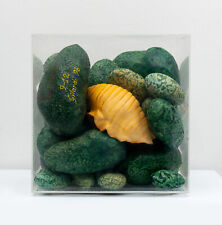 Piero GILARDI - "Sassi e conchiglia", 1996 - Multiplo in poliuretano, 30 x 30 cm