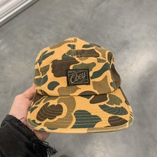 Cappello mimetico Obey