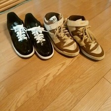 Sneakers alte Adidas Nike Air