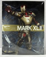 Hot Toys Power Pose Iron Man
