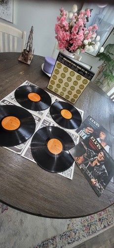 Elvis worldwide gold award - worldwide,