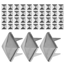  200 borchie piramidali