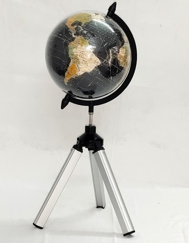 Mappamondo stile vintage nero