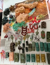 Maxi Set Soldatini E Mezzi D'Aria/Terra/Acqua Ambientazione Battaglia 