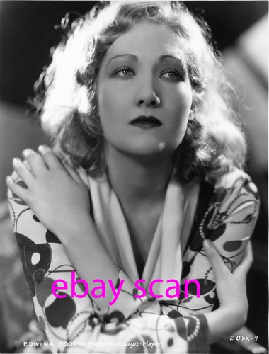 Edwina booth 8x10 - booth,