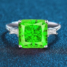 Anello a tre pietre con